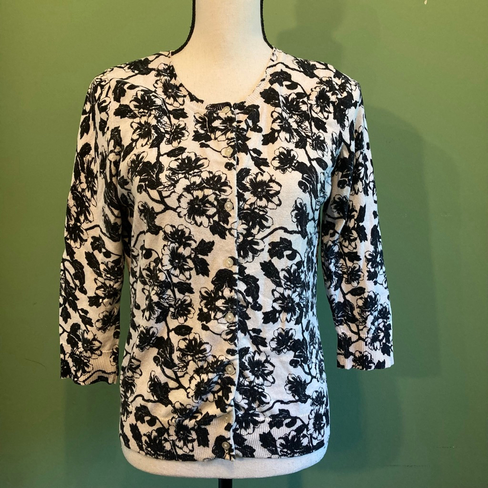 Women's Joe Fresh Cardigan Black Floral Print White Size M
